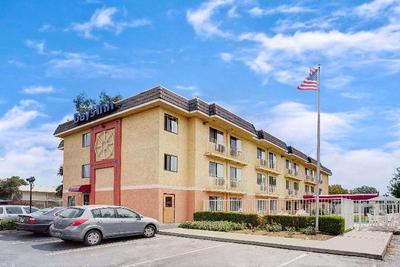 Days Inn by Wyndham Woodland