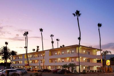 Super 8 by Wyndham Santa Barbara/Goleta