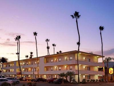 Super 8 by Wyndham Santa Barbara/Goleta