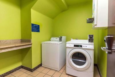 Quality Inn & Suites Sacramento Downtown Area