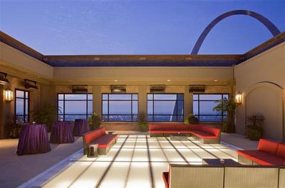 Drury Plaza Hotel at the Arch