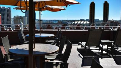 Gaslamp Plaza Suites