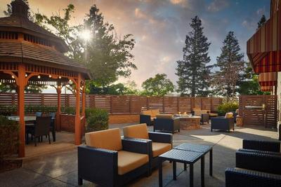 Courtyard By Marriott Santa Rosa