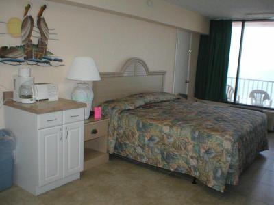 Island Inn Beach Resort