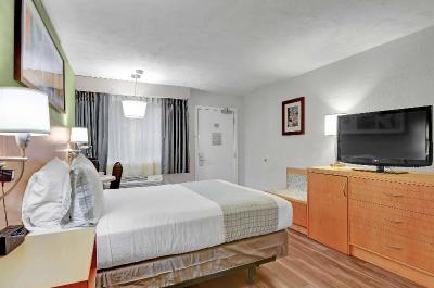Hotel Nexus; BW Signature Collection
