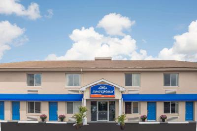 Howard Johnson by Wyndham Springfield