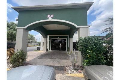 La Posada Inn By OYO Brownsville