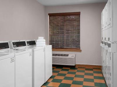 Larkspur Landing Extended Stay Suites Renton