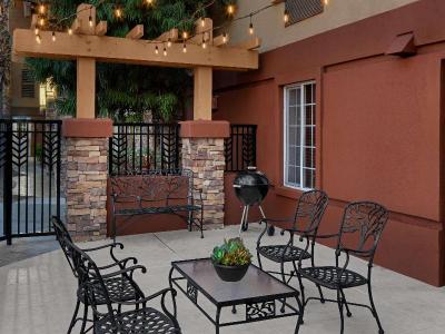 Larkspur Landing Extended Stay Suites Renton