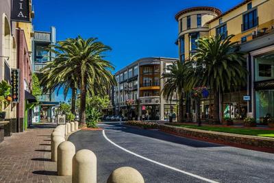 Valencia Santana Row