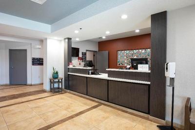 Candlewood Suites St Joseph