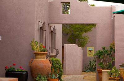 Lodge on the Desert