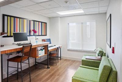 Holiday Inn Express Hotel & Suites Stroudsburg Poc