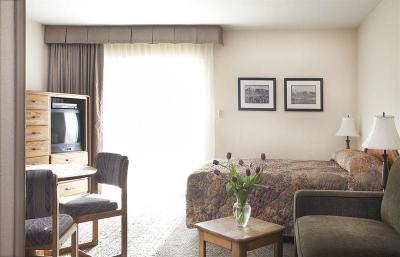 Donner Lake Village Resort