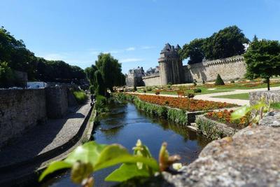 Kyriad Prestige Vannes Centre – Palais des Arts