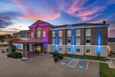 Holiday Inn Express & Suites Athens
