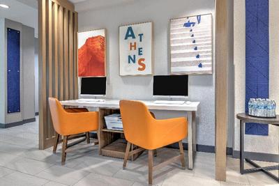 Holiday Inn Express & Suites Athens