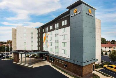 La Quinta Inn Suites Winchester