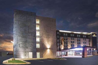 La Quinta Inn Suites Winchester