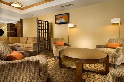 Holiday Inn Express Alexandria - Fort Belvoir