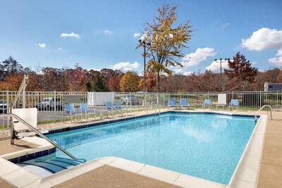 Holiday Inn Dumfries - Quantico Center