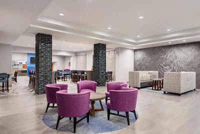 Holiday Inn Dumfries - Quantico Center