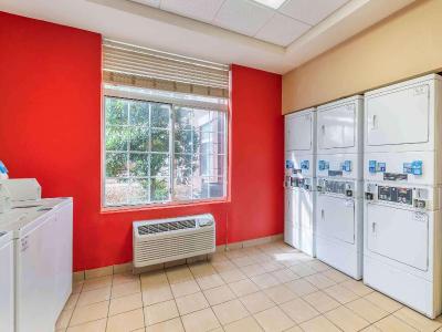 Extended Stay America - Chesapeake - Greenbrier Ci