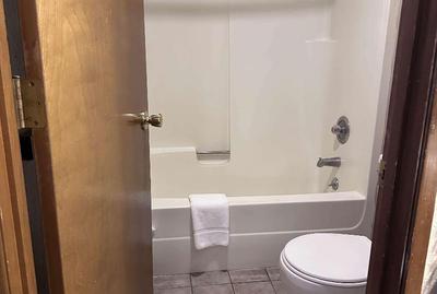 Super 8 by Wyndham Vancouver East