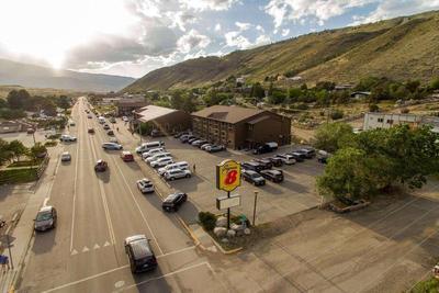Super 8 by Wyndham Gardiner/Yellowstone Park Area