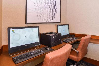 Hyatt Place Chesapeake/Greenbrier
