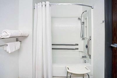 Economy 7 Inn Chesapeake
