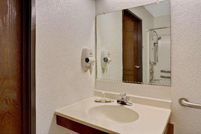 Economy 7 Inn Chesapeake
