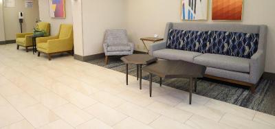 Holiday Inn Express Hotel & Suites Vancouver Mall