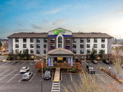 Holiday Inn Express Hotel & Suites Vancouver Mall
