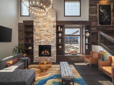Starlite Yellowstone, Tapestry Collection