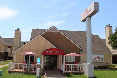 Hawthorn Suites By Wyndham Wichita East