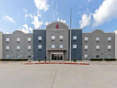 Candlewood Suites Victoria
