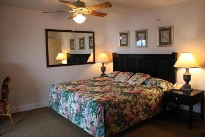 Lake Roy Beach Inn