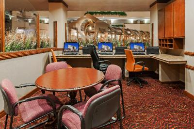 Holiday Inn Springdale/Fayetteville