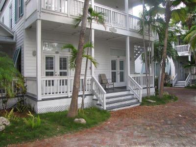 Paradise Inn  Adult Only Hotel