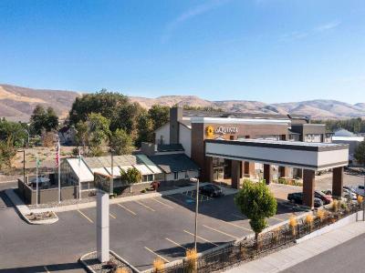 La Quinta Inn & Suites by Wyndham Yakima Downtown