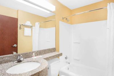 Microtel Inn & Suites By Wyndham Bentonville