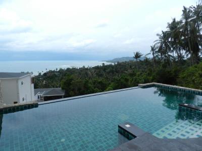 Tropical Sea View Residence