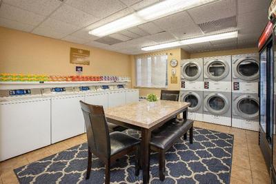 Sonesta Simply Suites Miami Airport
