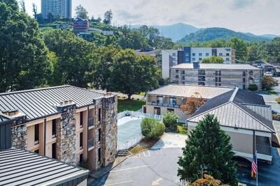 Gatlinburg Town Square