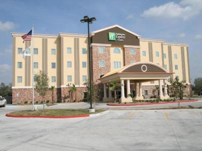 Holiday Inn Express Hotel & Suites George West