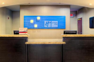 Holiday Inn Express Hotel & Suites Granbury