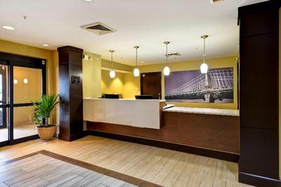 Staybridge Suites Grand Rapids-Kentwood