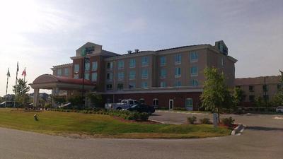 Holiday Inn Express Hotel & Suites Smithfield - Se