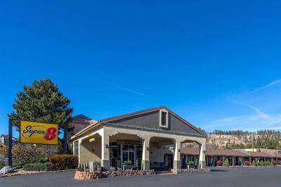Super 8 by Wyndham Conference Center NAU/Downtown